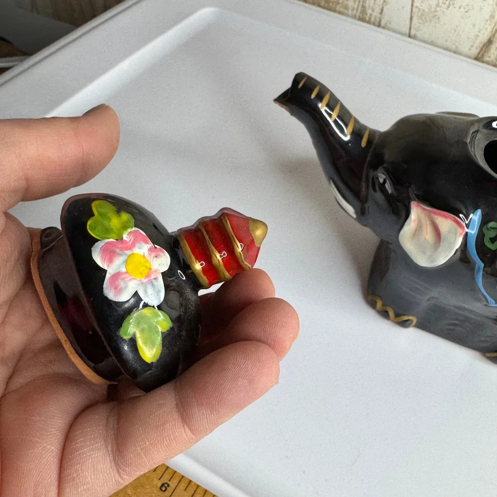 Vintage Black Elephant Teapot Ceramic Floral Design with Lid‎ Unique Collectible